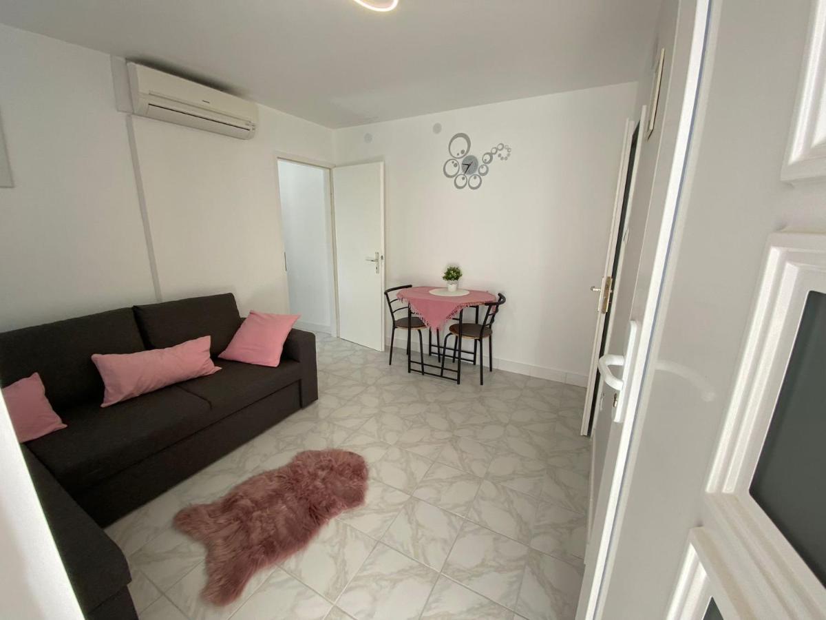 Apartamento Apartman Vir Exterior foto