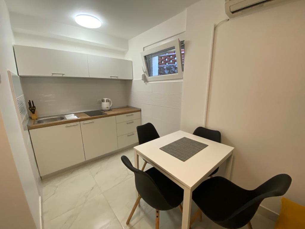Apartamento Apartman Vir Exterior foto