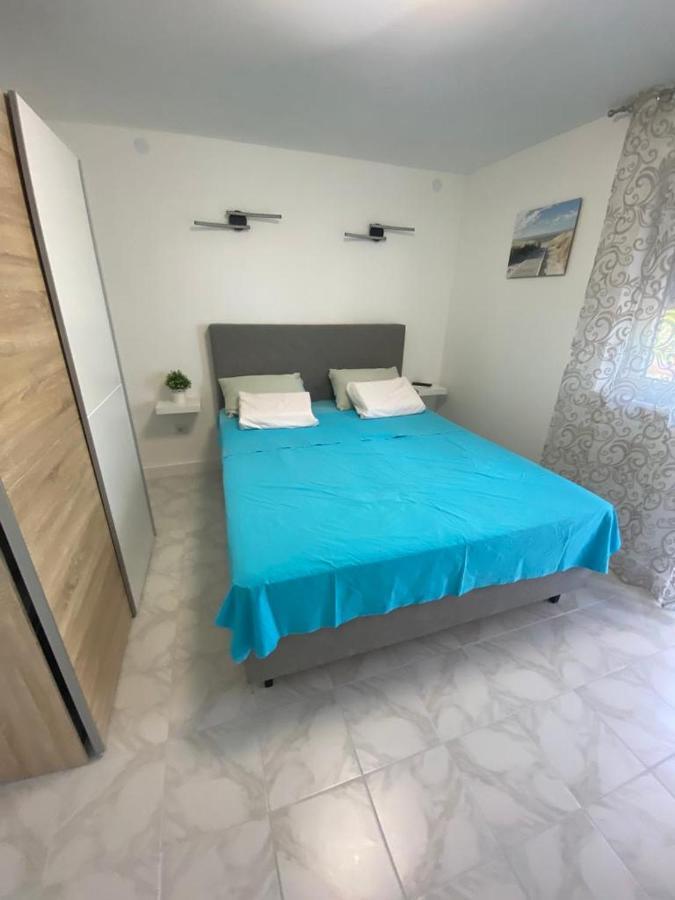 Apartamento Apartman Vir Exterior foto
