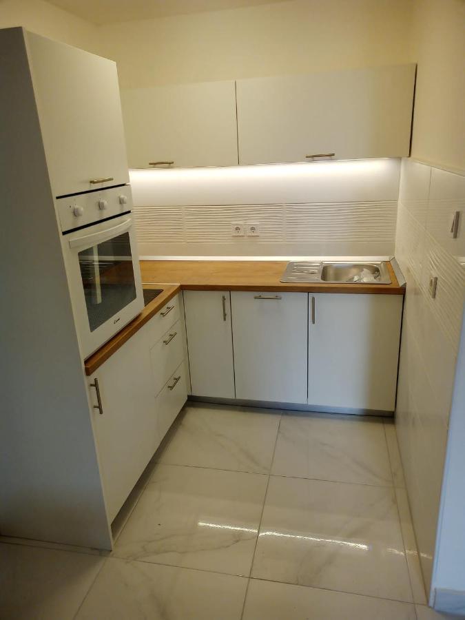 Apartamento Apartman Vir Exterior foto