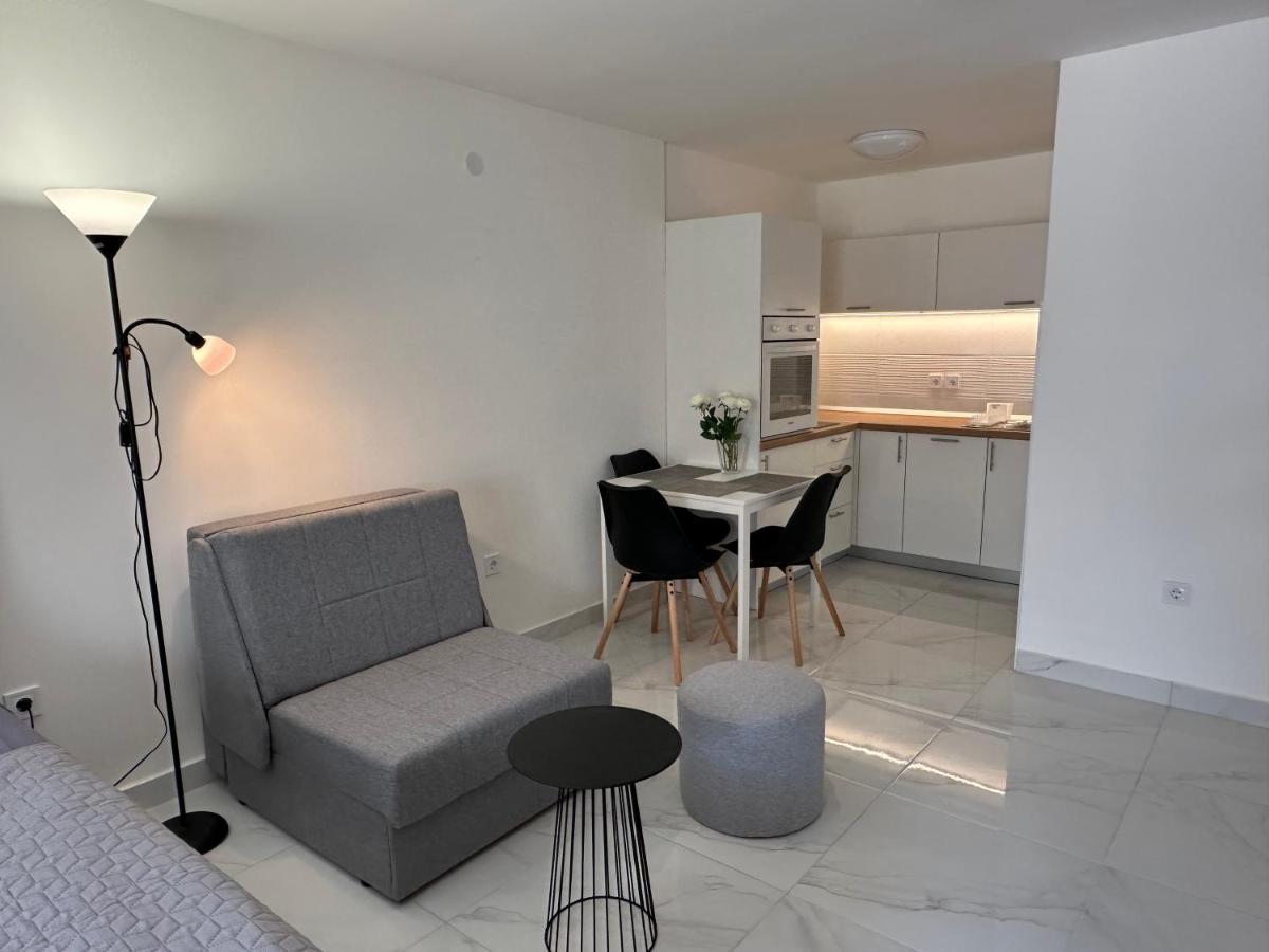 Apartamento Apartman Vir Exterior foto